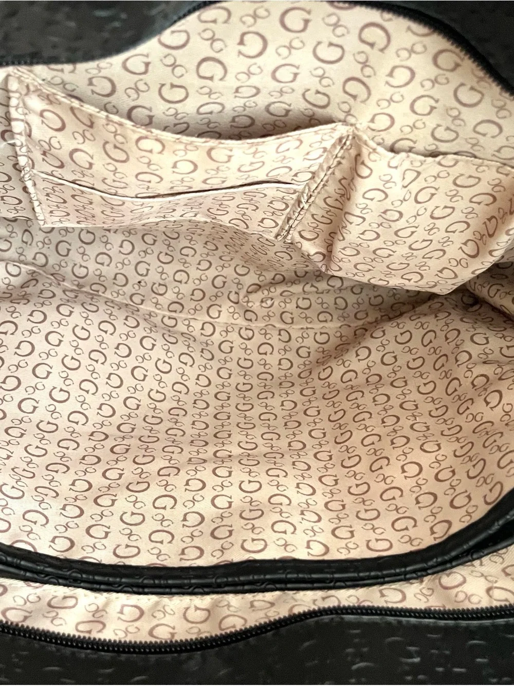 Guess Black Embossed Logo-Patterned Shopper Tote
